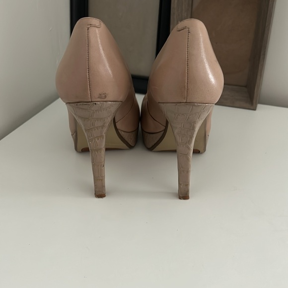 Beige Nine West Heels - Picture 4 of 5